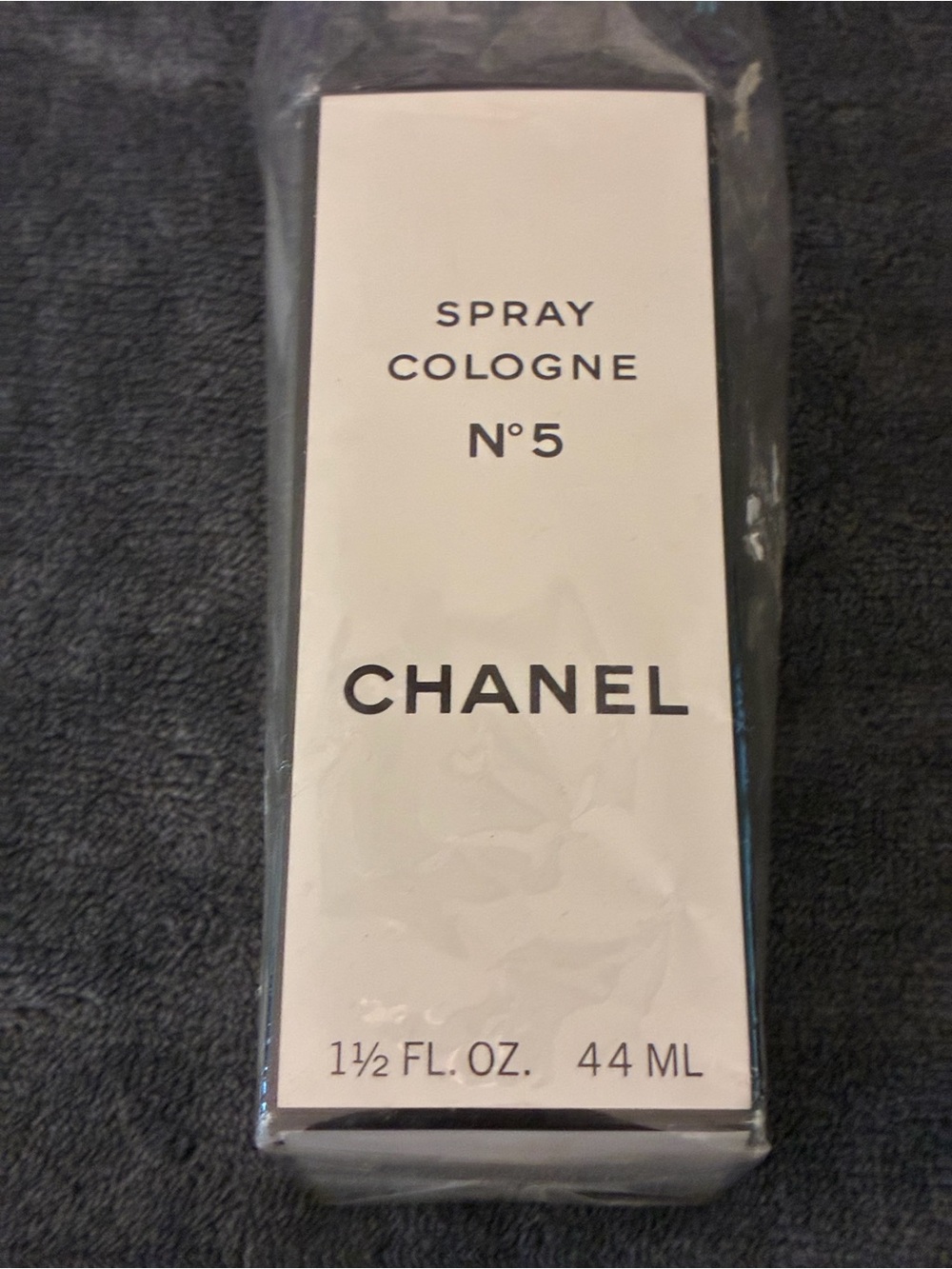 CHANEL No.5 Spray Cologne White & Black Box